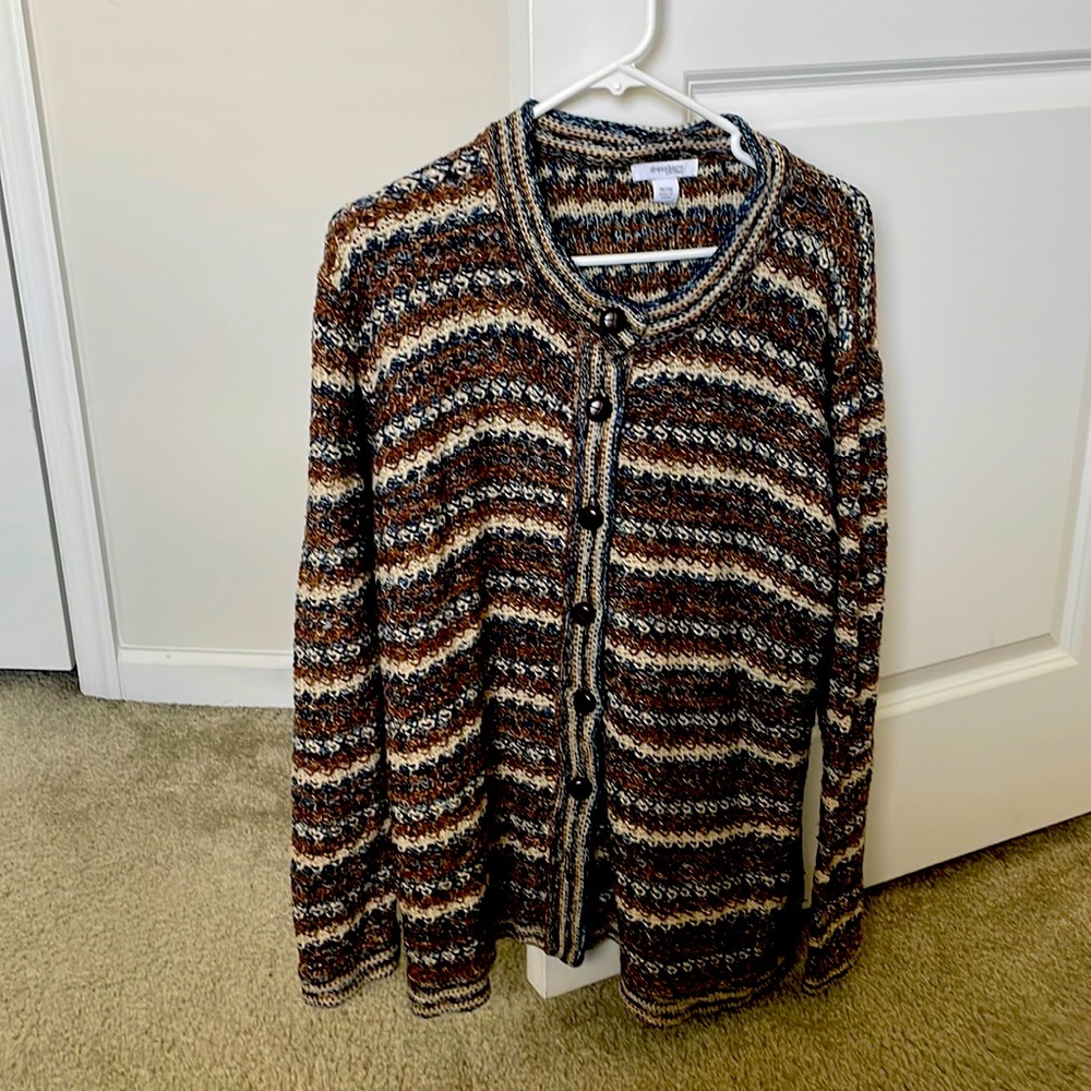 Womens sweater in good condition